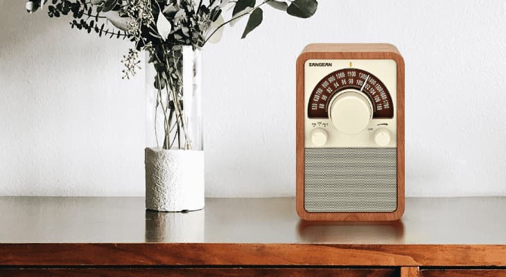 Sangean WR-15WL Walnut AM FM Wooden Radio